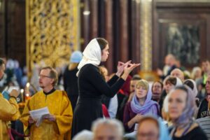Особая служба была сегодня в Храме Христа Спасителя.